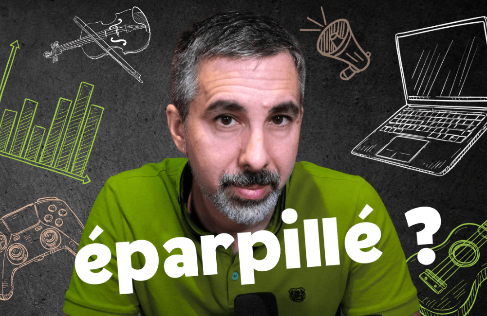 Julien entouré d’illustrations évoquant de multiples passions : musique, informatique et jeux vidéo, avec la question « Éparpillé ? »